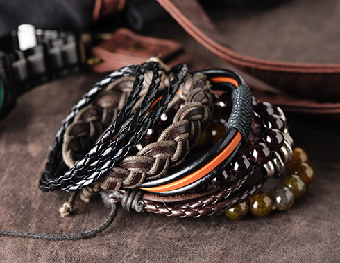 DÉTAILS ET ACCESSOIRES DISTINCTIFS 4